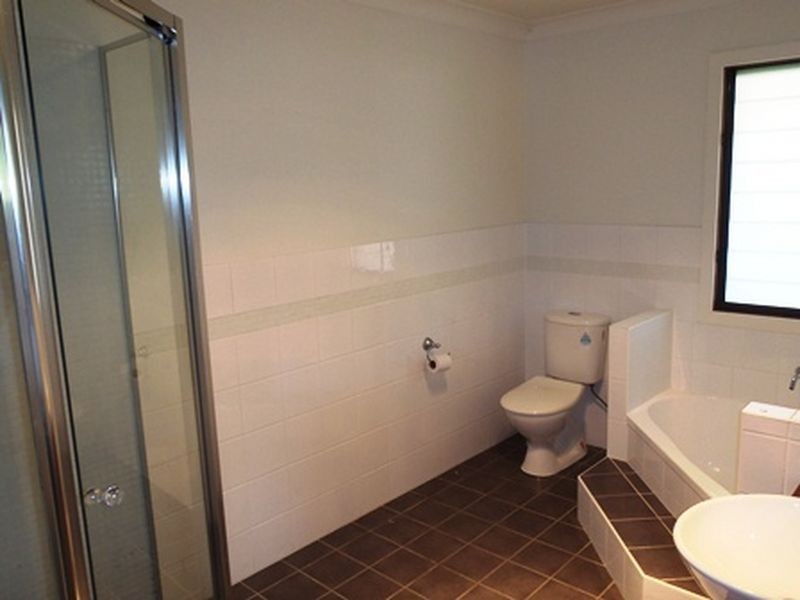 107 Lakeshore Drive, North Avoca NSW 2260