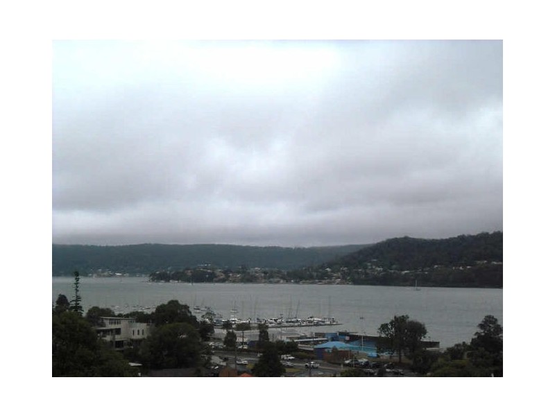 21/3 Joseph Lloyd Cl,, Gosford NSW 2250