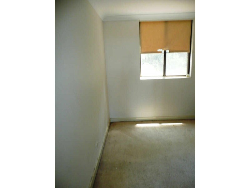 21/3 Joseph Lloyd Cl,, Gosford NSW 2250