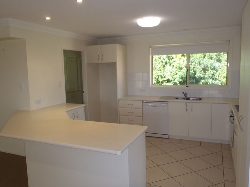 1/12 Dakara Avenue, Erina NSW 2250