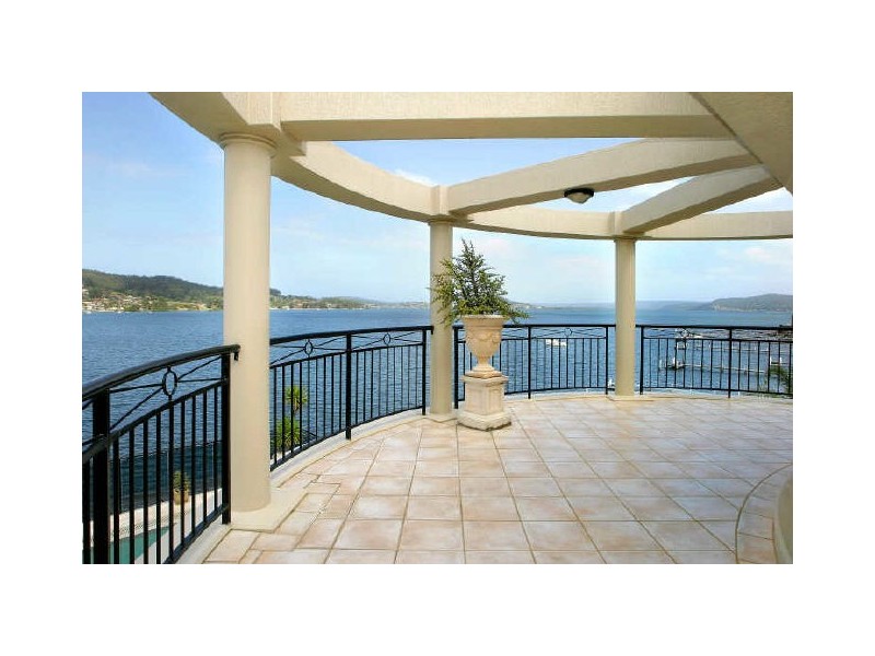 East Gosford NSW 2250