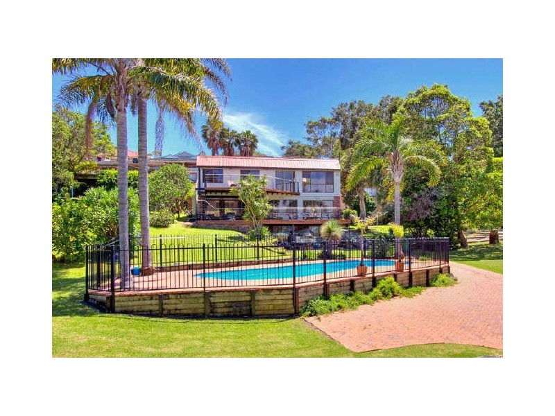 38 Dover Road, Wamberal NSW 2260