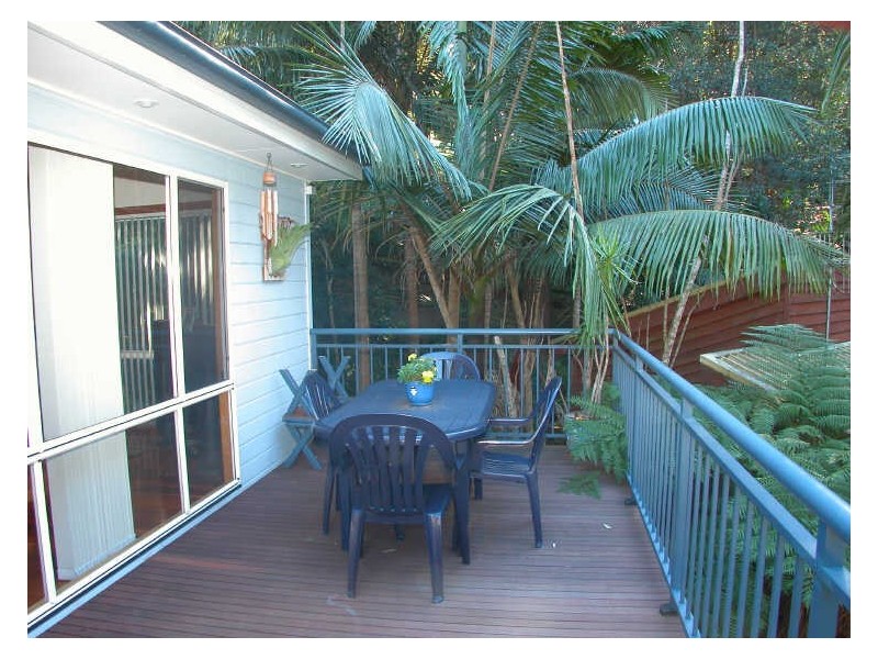 19 Harcourt Place, North Avoca NSW 2260