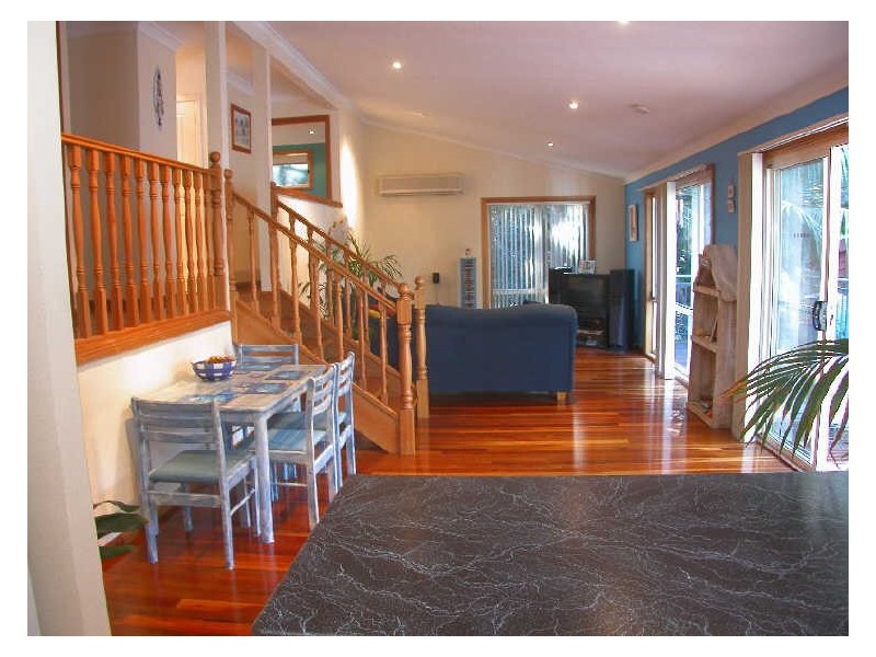 19 Harcourt Place, North Avoca NSW 2260