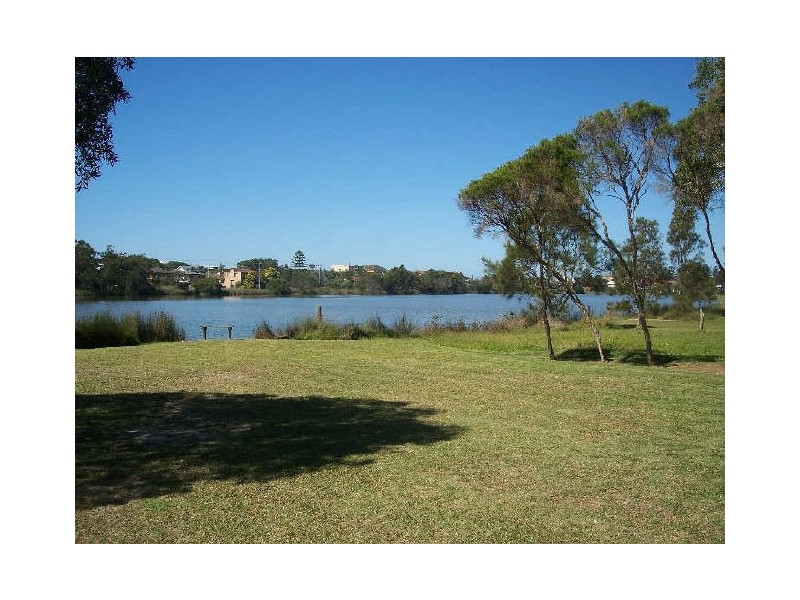 2/40 Ogilvie Street, Terrigal NSW 2260