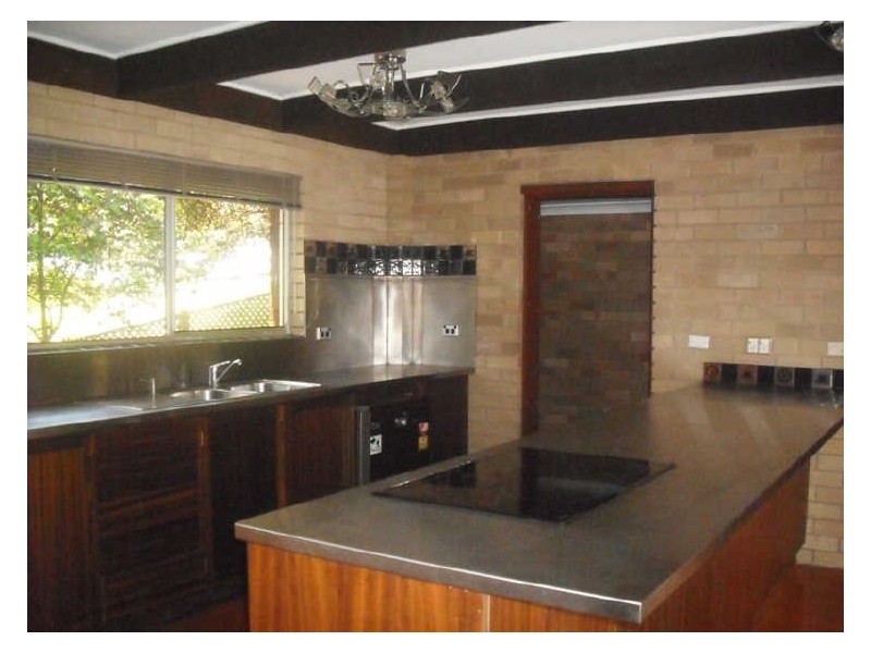 76 Lakeshore Drive, North Avoca NSW 2260