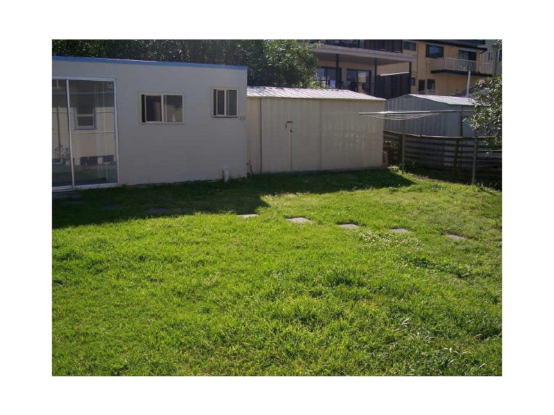 10 Calais Road, Wamberal NSW 2260