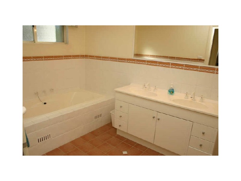 1/5 Dover Road, Wamberal NSW 2260