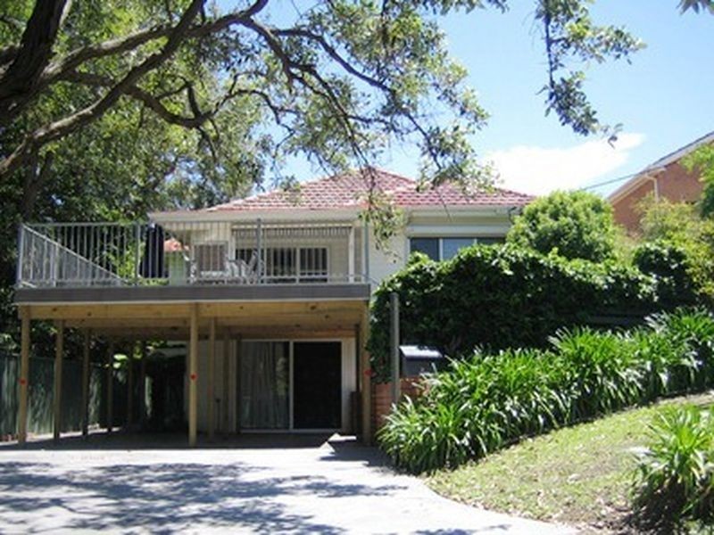 2 Grosvenor Road, Terrigal NSW 2260