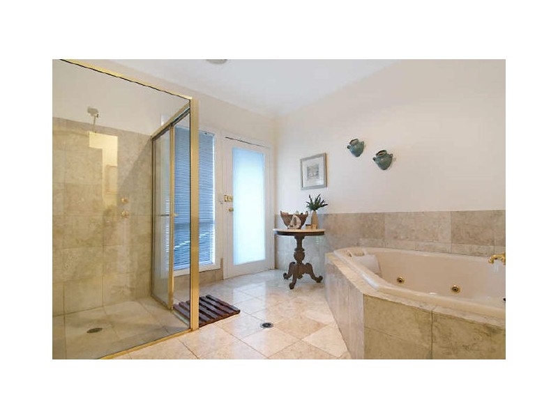 82 Riviera Avenue, Terrigal NSW 2260