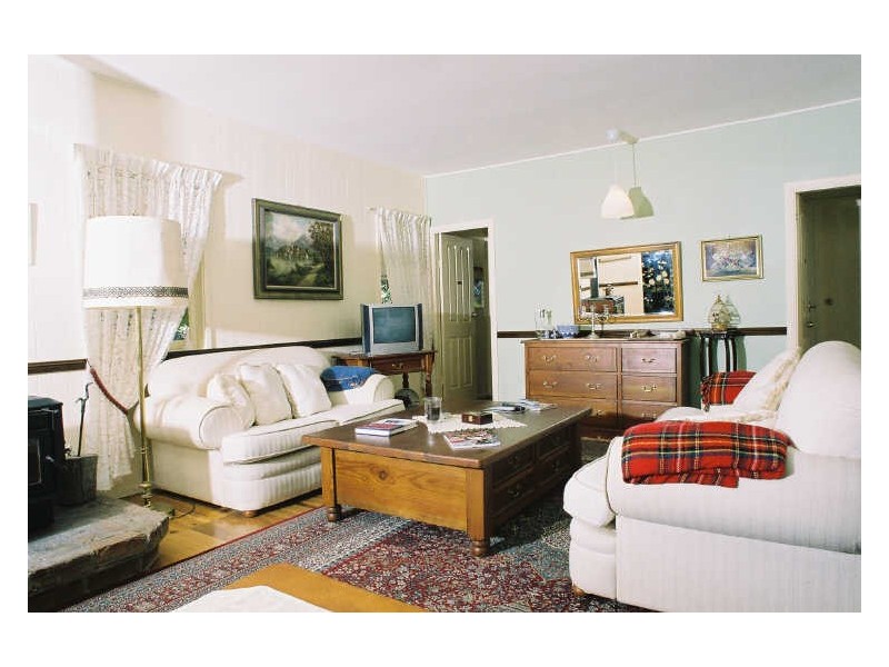 28 Serpentine Road, Erina Heights NSW 2260