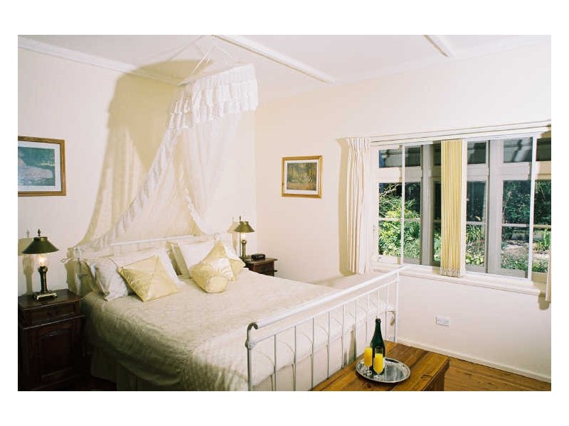 28 Serpentine Road, Erina Heights NSW 2260