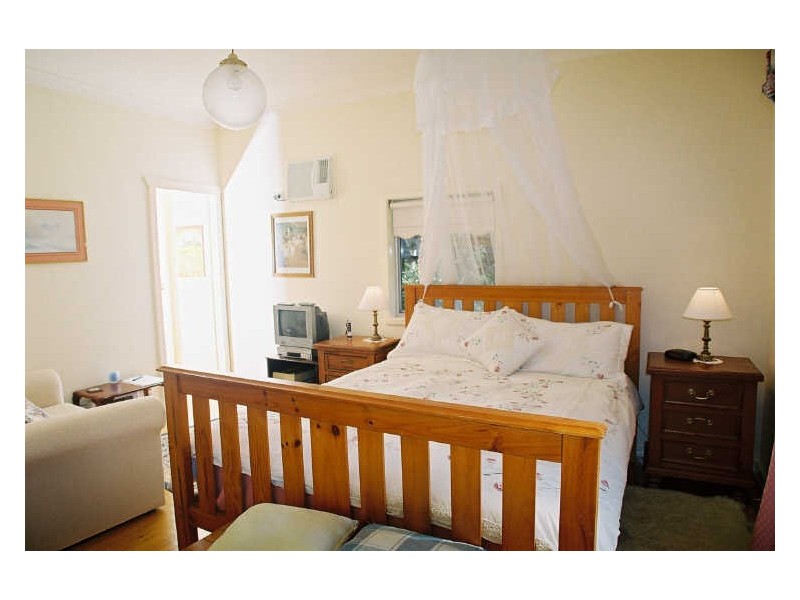 28 Serpentine Road, Erina Heights NSW 2260