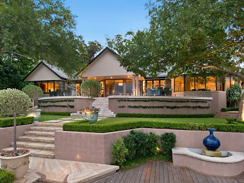 1 Albany Street, Point Frederick NSW 2250