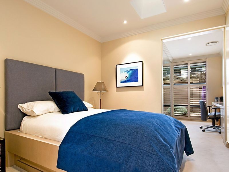 1 Albany Street, Point Frederick NSW 2250