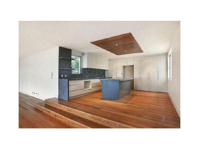 Unit 2/3 Hunter Crescent, Terrigal NSW 2260