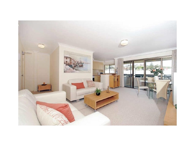 9/10 Wilson Road, Terrigal NSW 2260