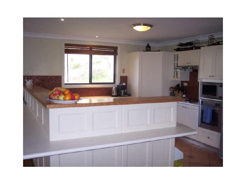 10 Solander Road, Avoca Beach NSW 2251