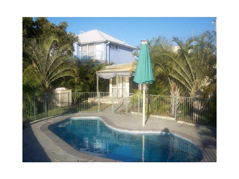 24 Oceanview Drive, Wamberal NSW 2260