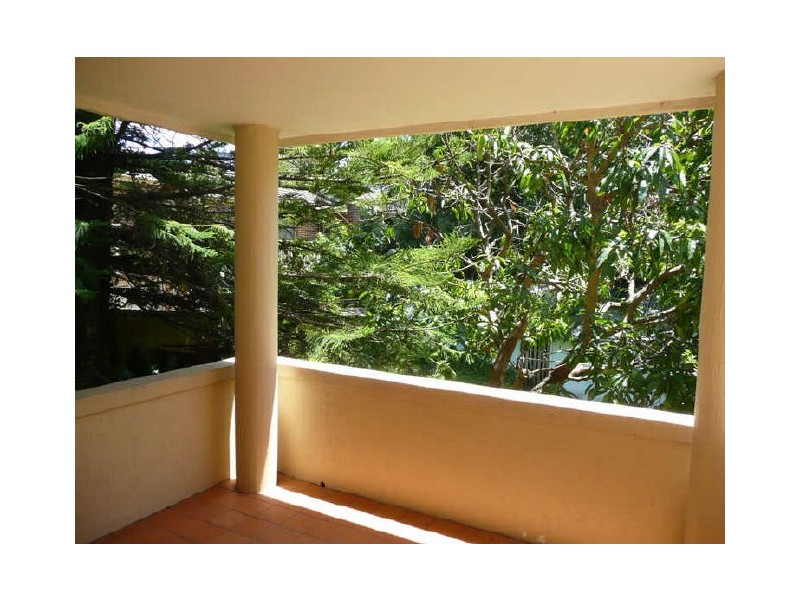 6/9-11 Junction Road, Terrigal NSW 2260