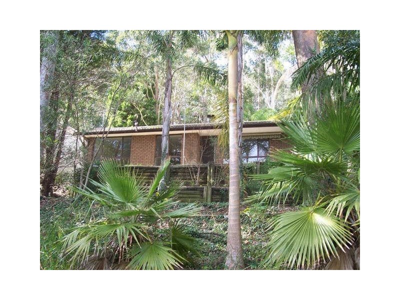 127 Lakeshore Drive, North Avoca NSW 2260
