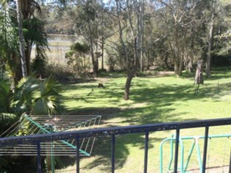 18 Lakeshore Drive, North Avoca NSW 2260