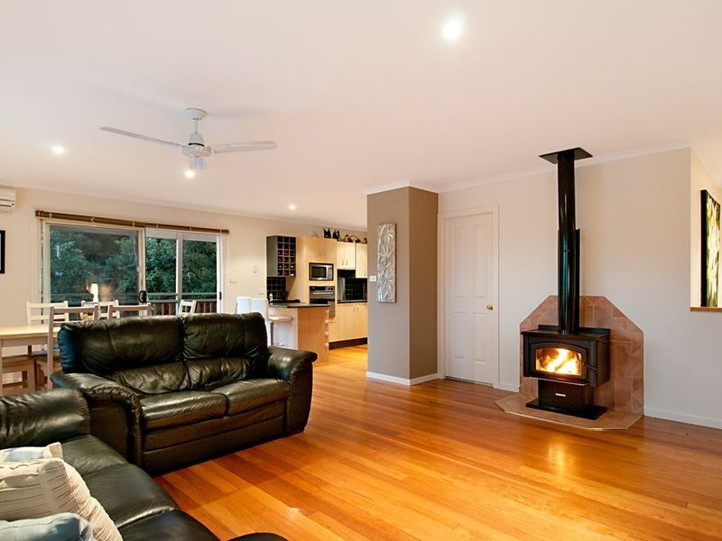 25 Duncan Road, North Avoca NSW 2260