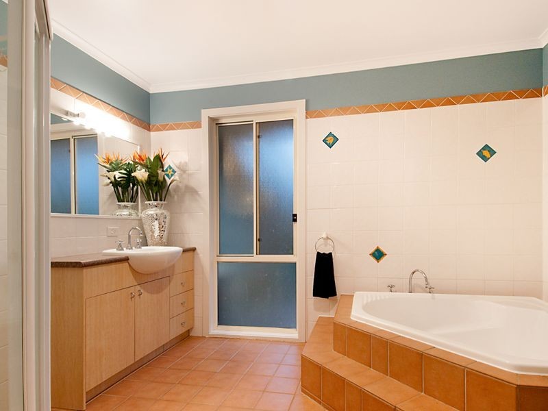 25 Duncan Road, North Avoca NSW 2260