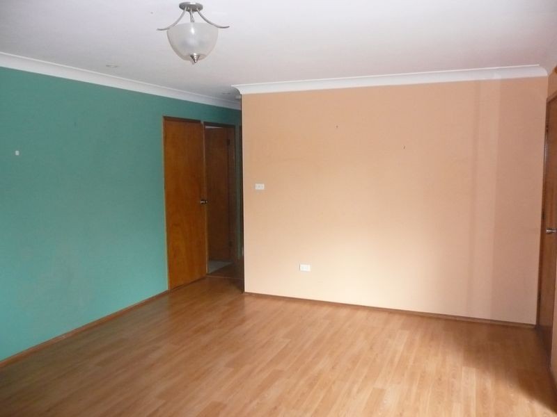 4 Harcourt Place, North Avoca NSW 2260