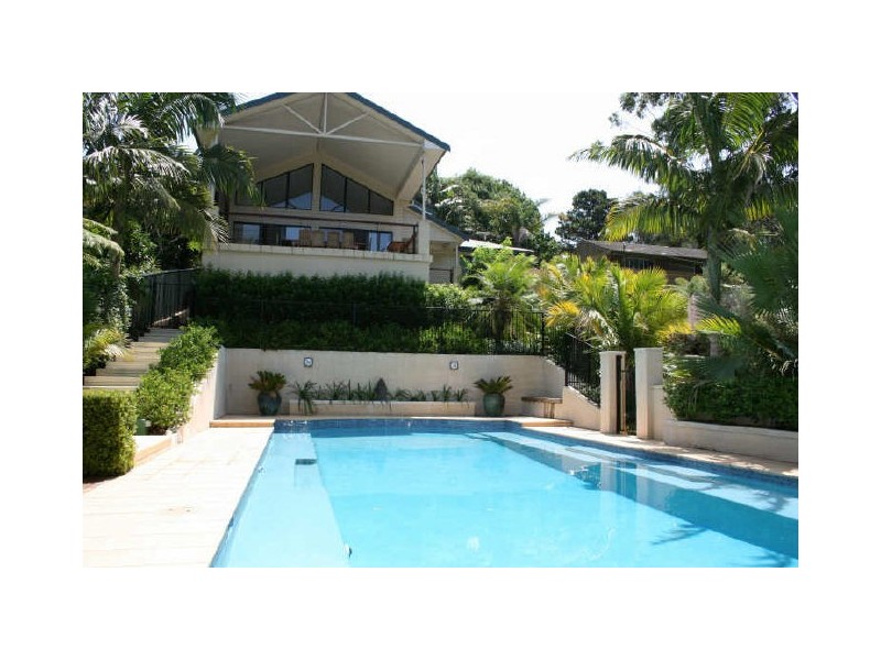 126 The Round Drive, Avoca Beach NSW 2251