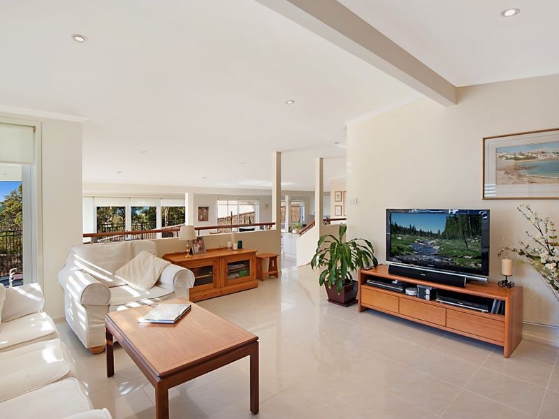 52 Hillcrest Street, Terrigal NSW 2260