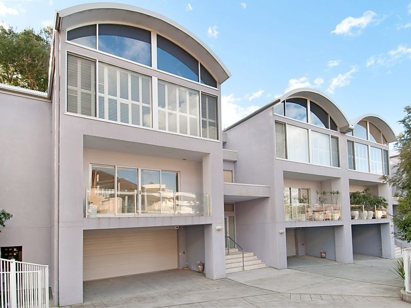 1/13-15 Wilson Road, Terrigal NSW 2260