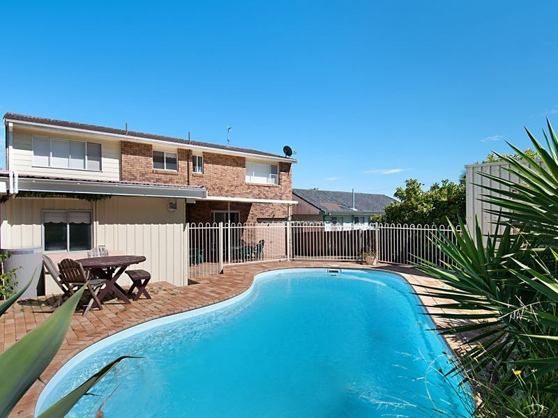 65 Lowanna Avenue, Forresters Beach NSW 2260