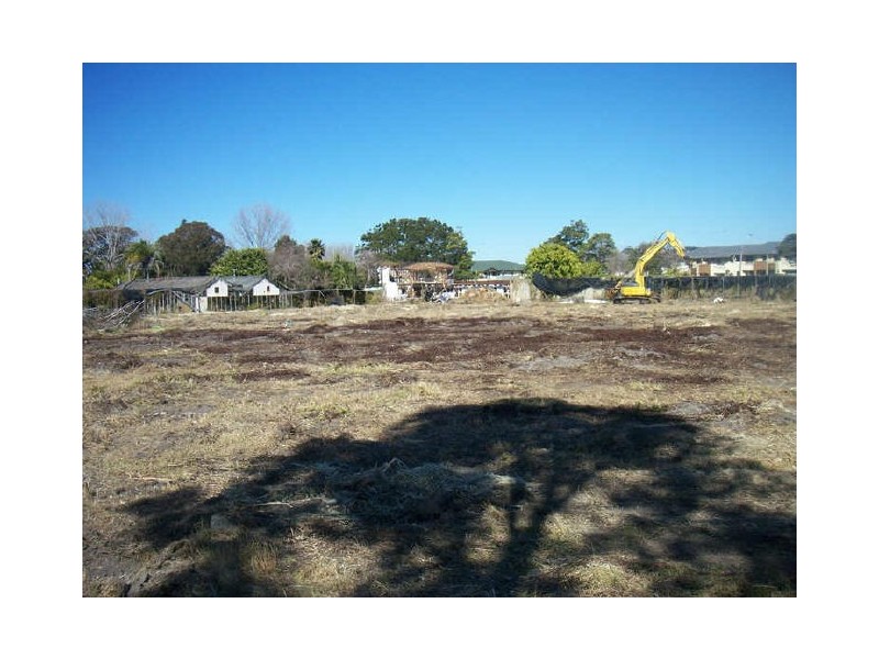 18 Macpherson St, Warriewood NSW 2102