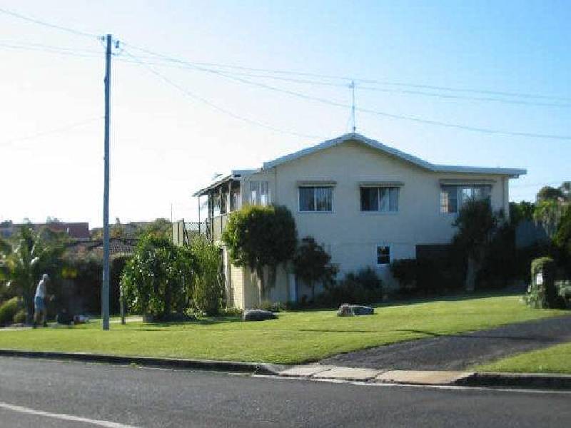 11 Anson Avenue, Evans Head NSW 2473