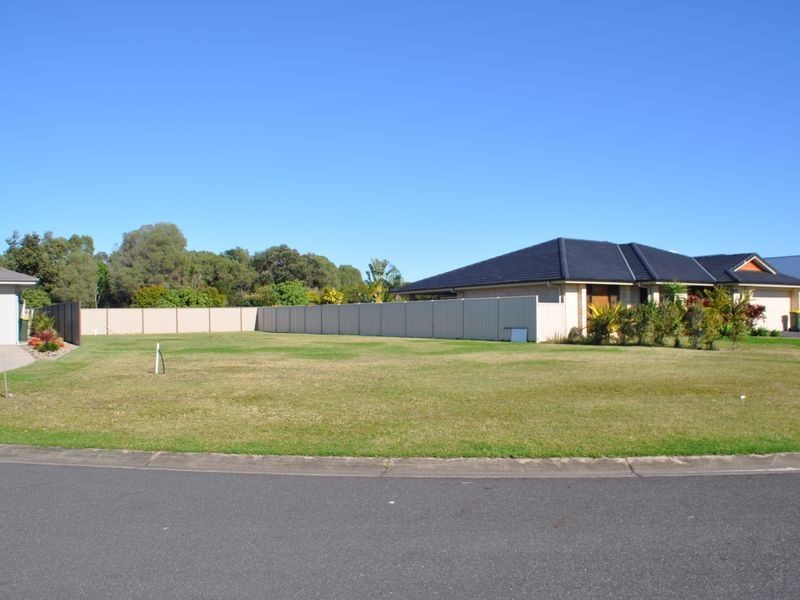 2/2 Palm Place, Evans Head NSW 2473