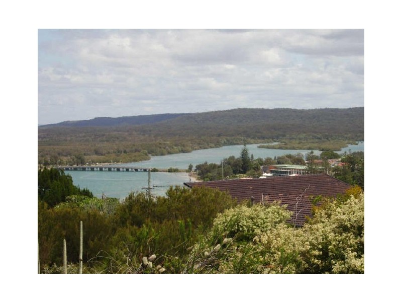 18 Pacific Crescent, Evans Head NSW 2473