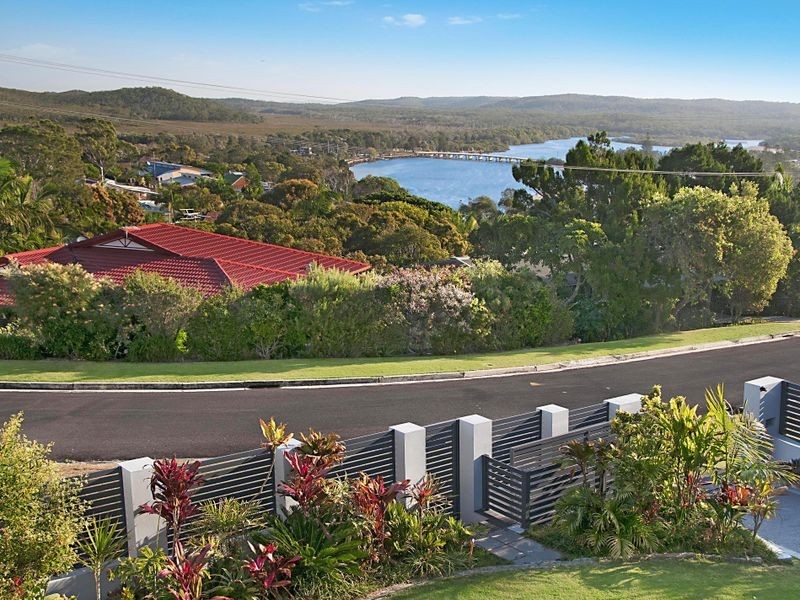 24 Pacific Crescent, Evans Head NSW 2473