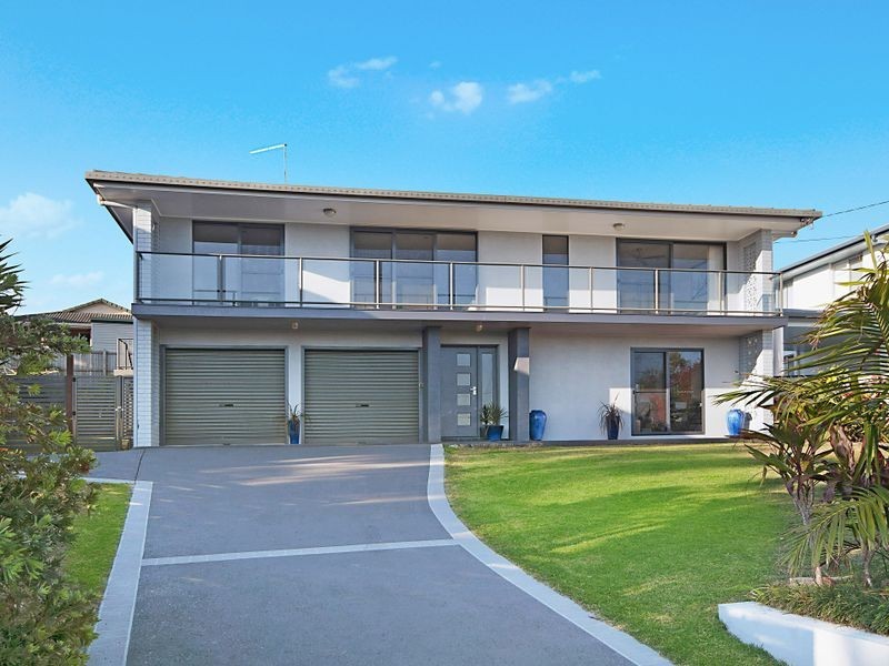24 Pacific Crescent, Evans Head NSW 2473