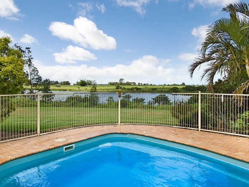 2 Fletts Lane, Woodburn NSW 2472
