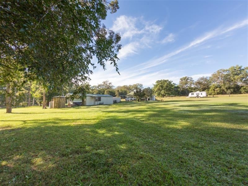 15 Bloodwood Road, Bora Ridge NSW 2471