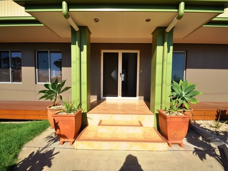 91-93 Woodburn Street, Evans Head NSW 2473
