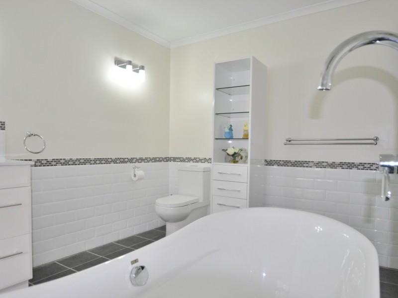 295 Reardons Lane, Swan Bay NSW 2471