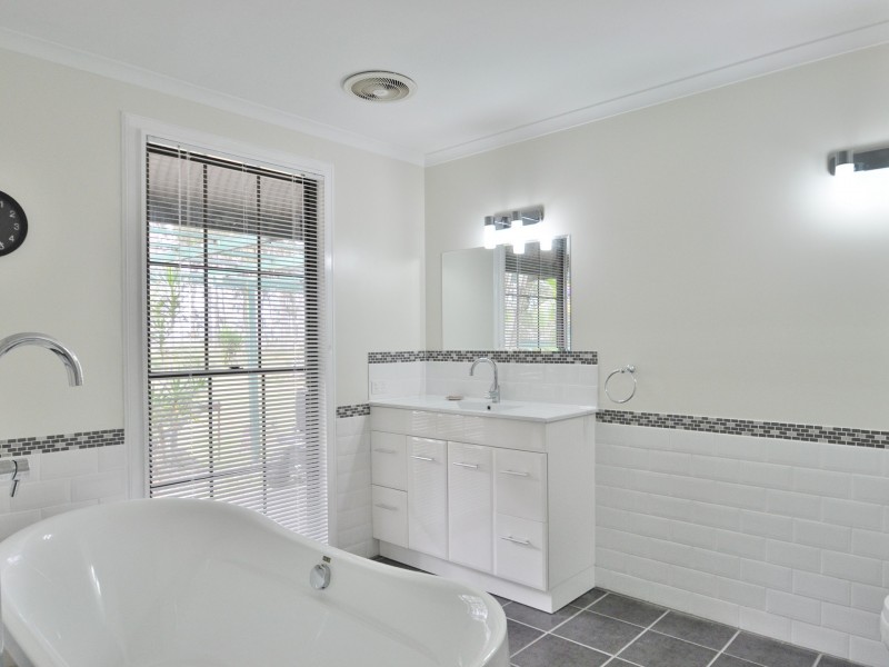 295 Reardons Lane, Swan Bay NSW 2471