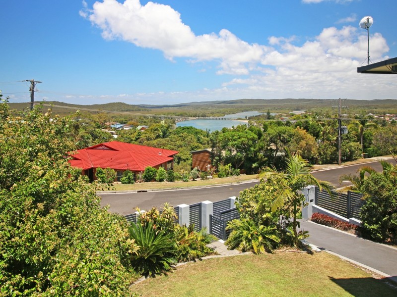 24 Pacific Crescent, Evans Head NSW 2473