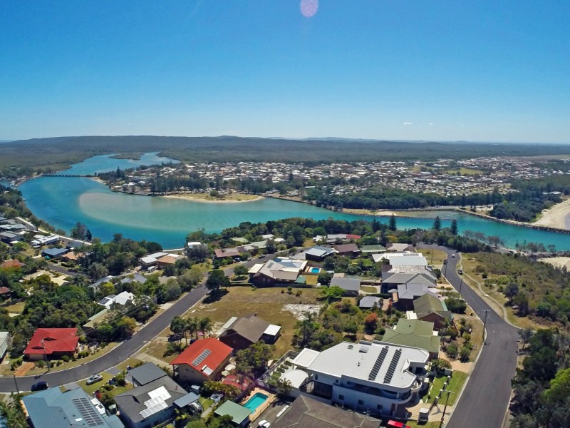24 Pacific Crescent, Evans Head NSW 2473