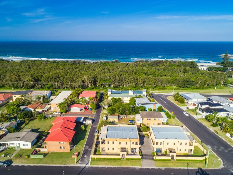 3/2 Heath Street, Evans Head NSW 2473