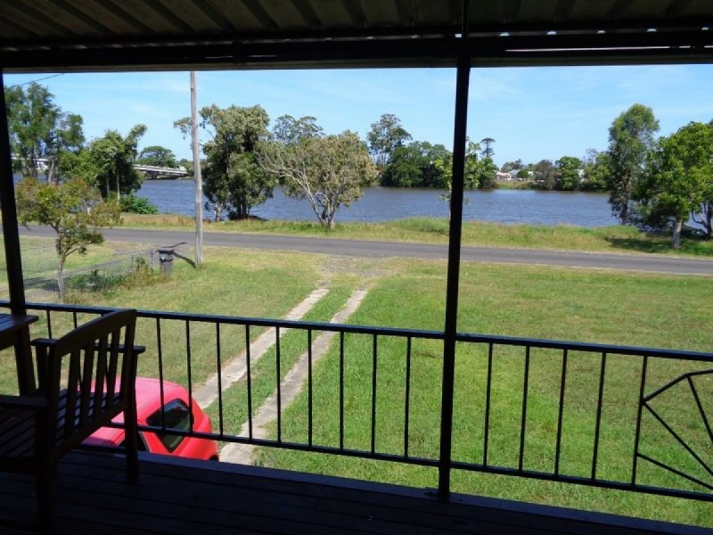 34 Bank Street, North Woodburn NSW 2471