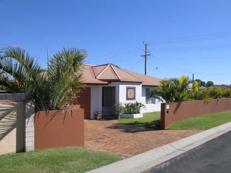 2 Waratah Lane, Evans Head NSW 2473