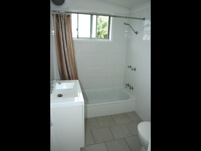 94 Pacific Highway, Broadwater NSW 2472